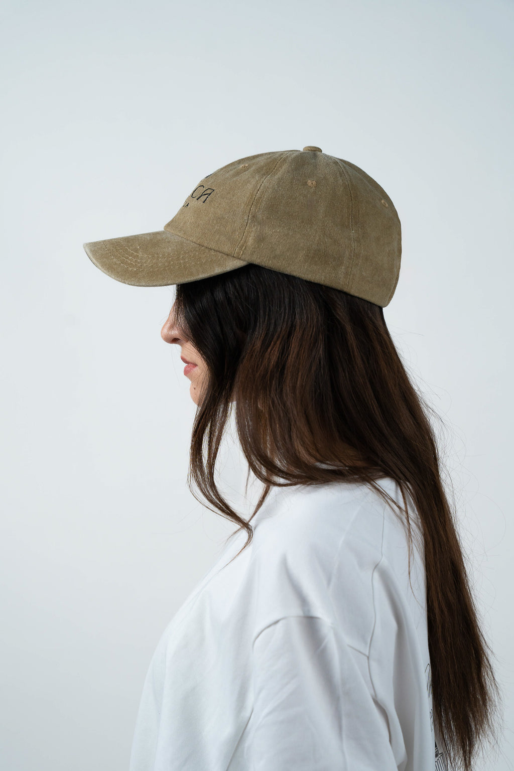 Casquette kaki en coton brodé IDILICA