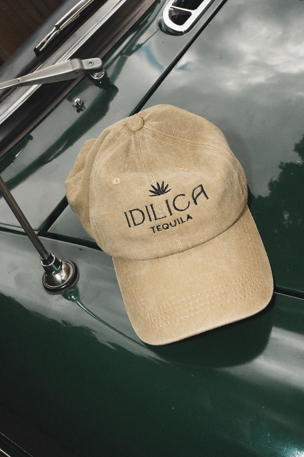Casquette kaki en coton brodé IDILICA