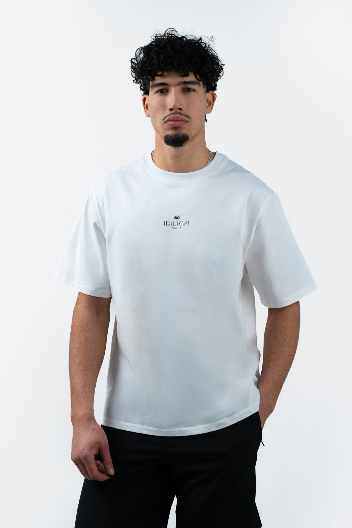 T-shirt blanc en coton imprimé IDILICA